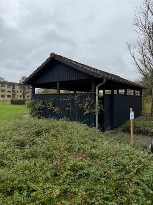 Stor Og Lys Lejlighed I Hjertet Af Holstebro Extérieur photo