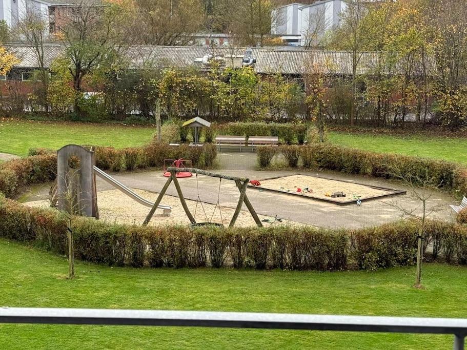Stor Og Lys Lejlighed I Hjertet Af Holstebro Extérieur photo
